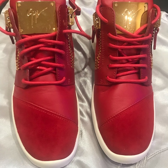 Authentic Giuseppe Zanotti size 37.5 - Picture 6 of 7